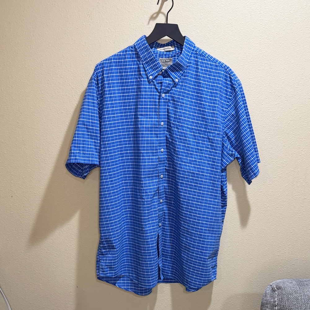 L.L. Bean XL Men's Checkered Blue Shirt